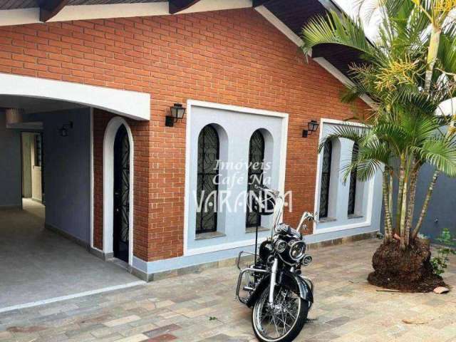 Casa com 3 dormitórios à venda, 172 m² por R$ 760.000 - Vila Martina - Valinhos/SP