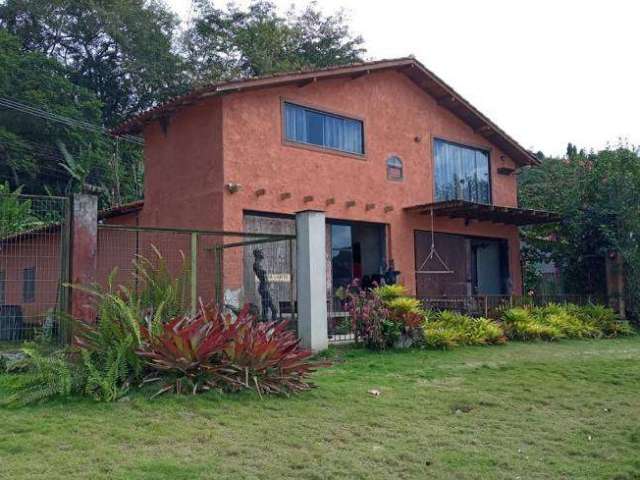 Vende-se uma casa de praia em - paraty - rj.