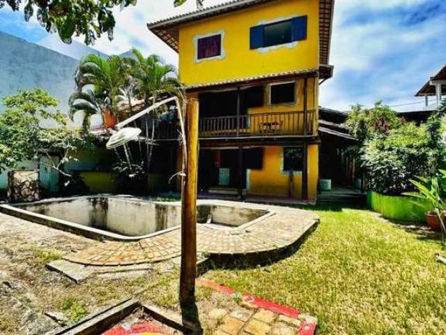 Casa para Venda em Lauro de Freitas, Vilas do Atlântico, 4 dormitórios, 2 suítes, 2 banheiros, 4 vagas