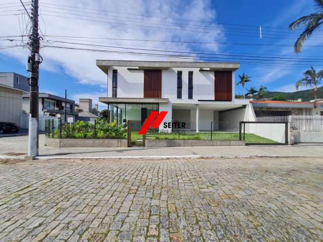 Casa nova a venda no parque São Jorge em Florianópolis