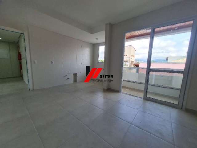 Apartamento de 2 dormitorios com home office a venda no Itacorubi Florianopolis