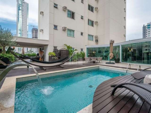 Apartamento Diferenciado com piscina