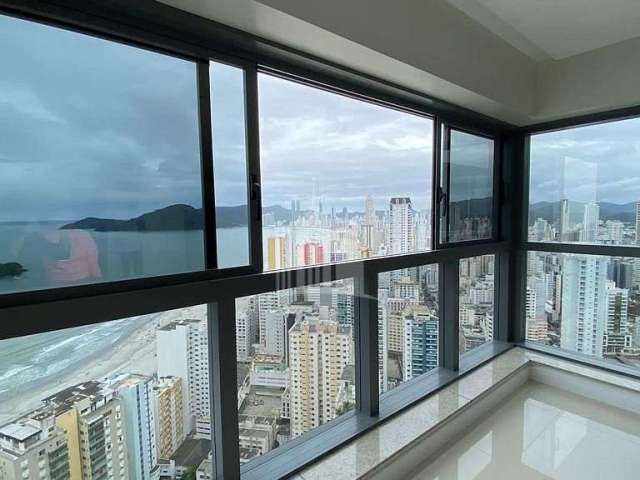 Apartamento no Imponente Edifício New York Balneário Camboriú