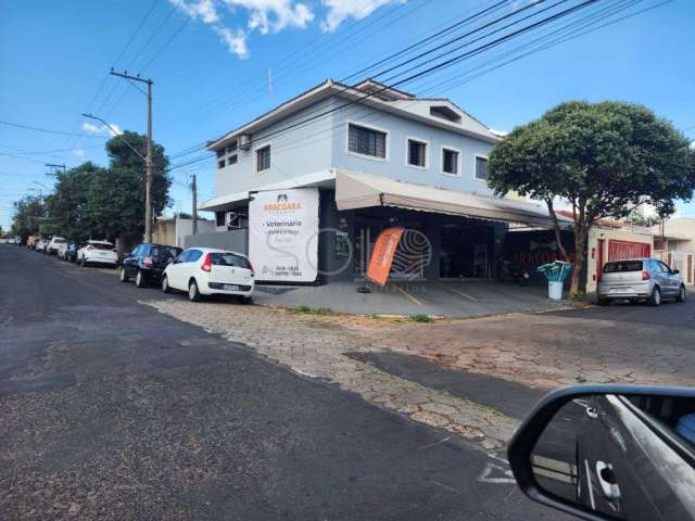 Excelente ponto comercial no Carmo