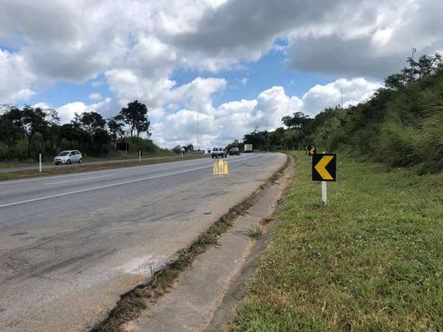 Oportunidade Única: Terreno de 15.000,00 m² à venda na Florida, Esmeraldas-MG! Venha conferir!