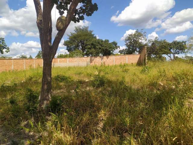 Terreno à venda em Esmeraldas-MG, bairro Maceio, com 720,00 m² de área. Imperdível!