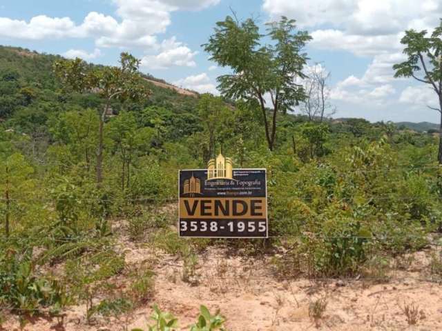 Lote à Venda: Oportunidade Única no Bairro Nova Esmeraldas, Esmeraldas-MG - 2 Quartos, 1 Sala, 2 Vagas de Garagem - 450,00m²