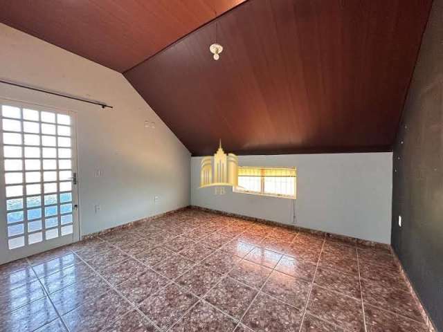 Casa para Locação no Bairro Fernão Dias, Esmeraldas - 4 Quartos, Piscina e Área Gourmet