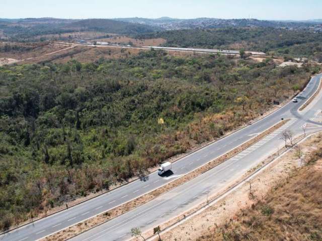 Terreno de 32 Hectares à Venda em Novo Retiro, Esmeraldas ? R$30 Milhões