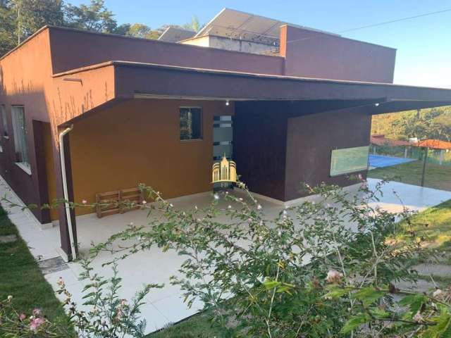 Venda de Sítio no Condomínio Nosso Rancho, Contagem - 2.500m², R$990.000,00