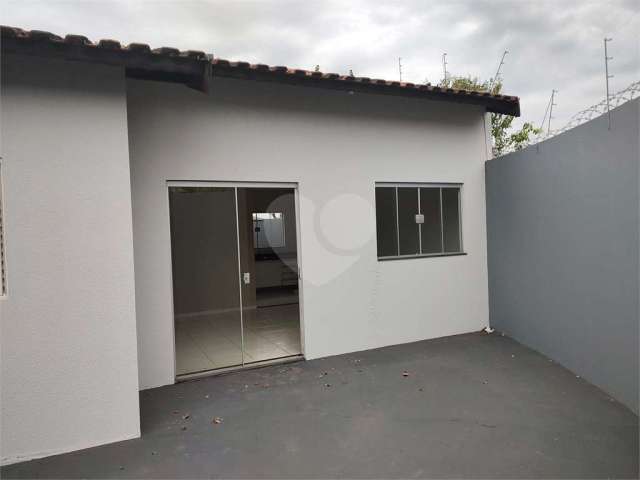 Casa com 2 quartos à venda em Jardim Silvestre - SP