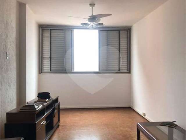 Apartamento com 3 quartos à venda em Centro - SP