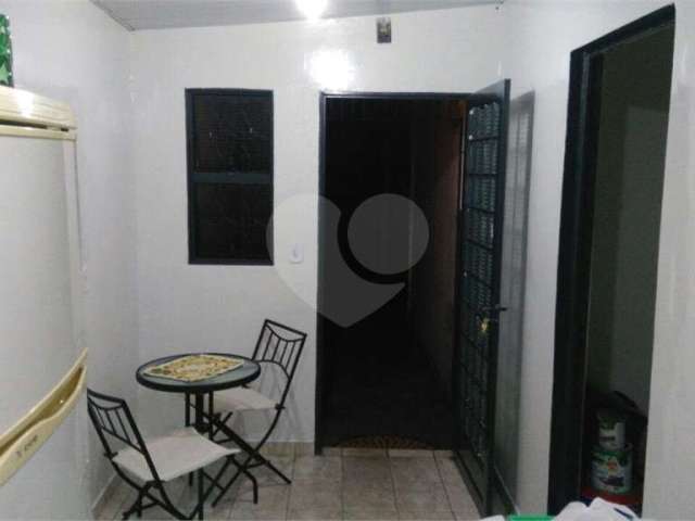 Casa com 4 quartos à venda em Jardim Maravilha - SP