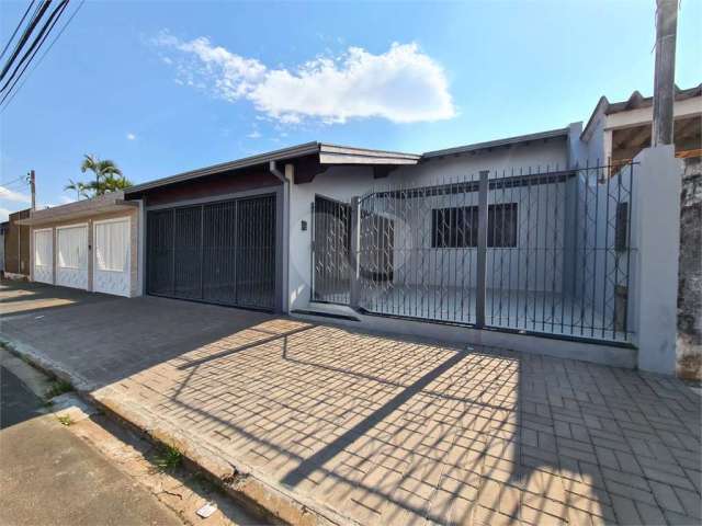 Casa com 3 quartos à venda em Madureira - SP