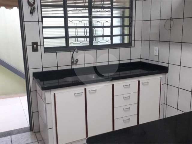 Casa com 2 quartos à venda em Jardim Terra Branca - SP