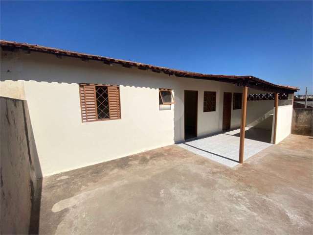 Casa com 1 quartos à venda em Parque Santa Edwiges - SP