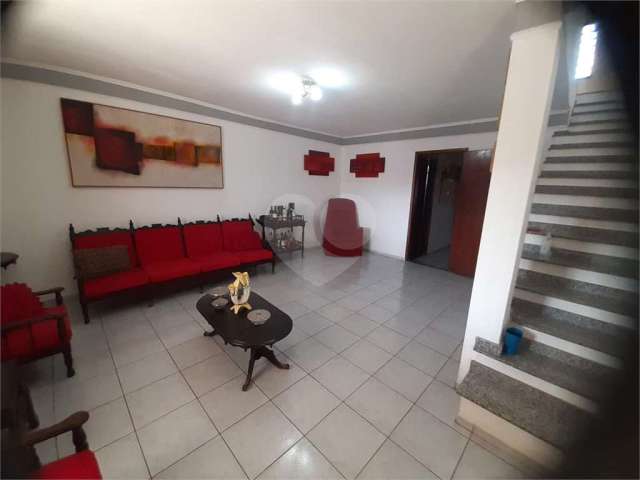 Casa com 4 quartos à venda em Vila Jardim Celina - SP