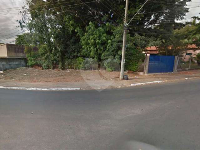 Terreno à venda em Vila Coralina - SP