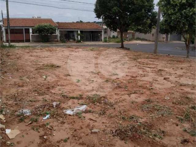 Terreno à venda em Parque Jaraguá - SP