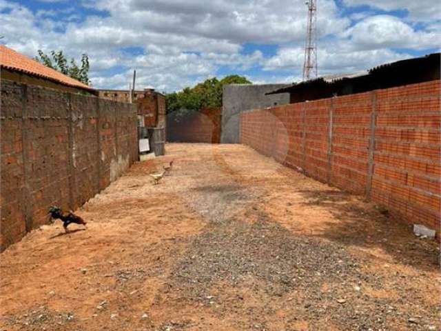 Terreno com 1 quartos à venda em Parque Santa Cândida - SP