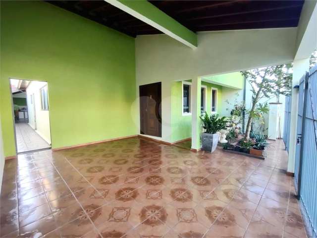 Casa com 3 quartos à venda em Núcleo Eldorado - SP