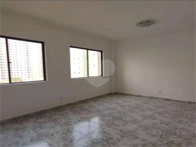 Apartamento com 2 quartos para locação em Jardim Auri Verde - SP