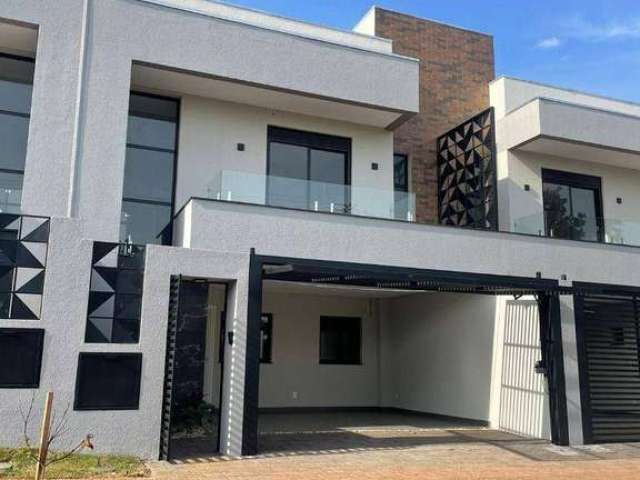 Sobrado com 3 dormitórios à venda, 135 m² por R$ 755.000,00 - Centro - Cascavel/PR