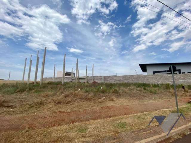 Terreno comercial a venda no Bairro Canadá