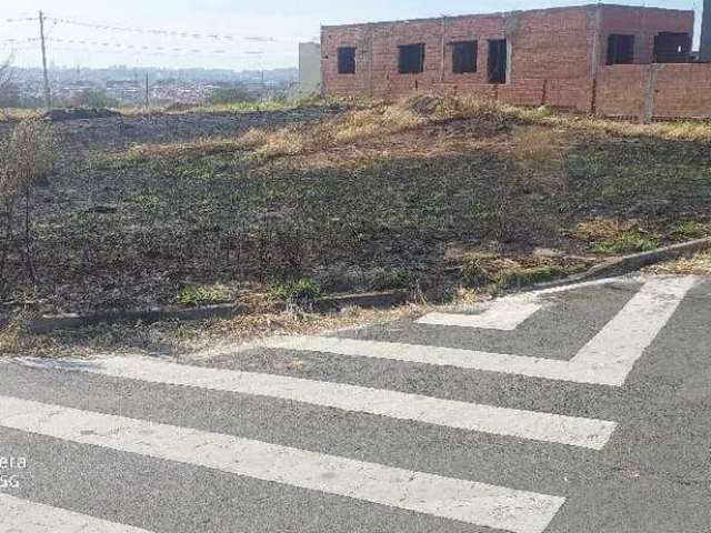 Terreno no loteamento Mais Viver no Satélite Iris