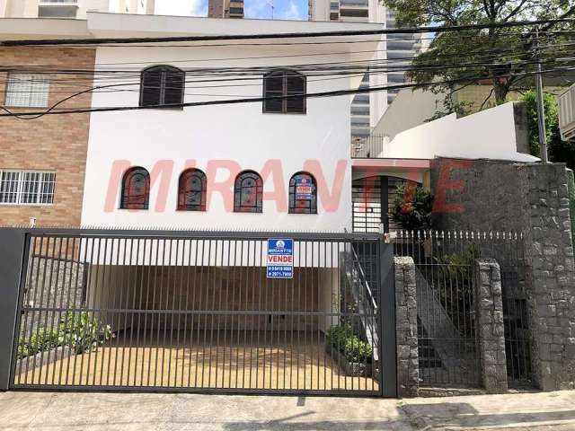 Sobrado de 247m² com 5 quartos em Santana