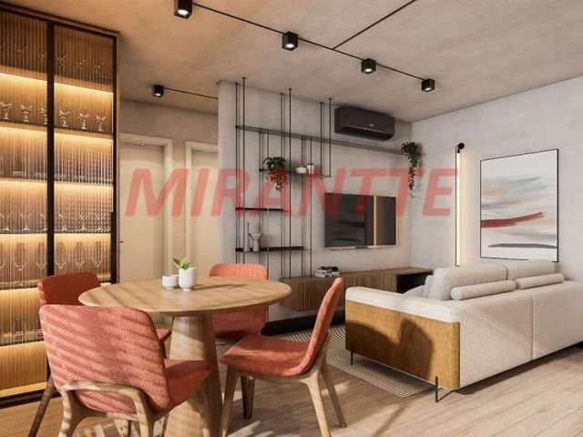 Apartamento de 51m² com 2 quartos em Água Fria