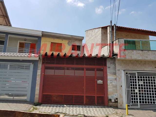 Sobrado de 174m² com 3 quartos em Água Fria