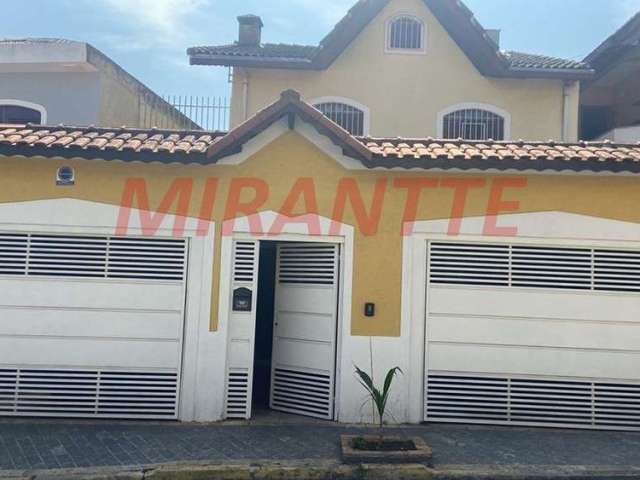 Sobrado de 182m² com 3 quartos em Jardim Virginia Bianca