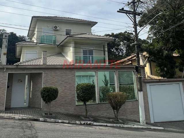 Casa terrea de 375m² com 4 quartos em Vila Irmaos Arnoni