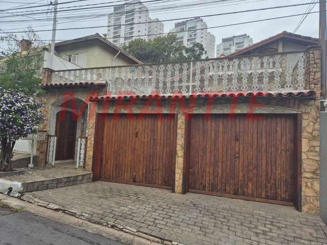 Sobrado de 187m² com 3 quartos em Conjunto Residencial Santa Terezinha