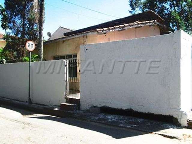 Casa terrea com 3 quartos em Horto Florestal