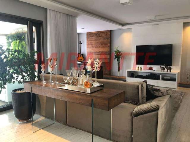 Apartamento de 250m² com 3 quartos em Santana