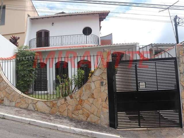 Sobrado de 223m² com 3 quartos em Horto Florestal