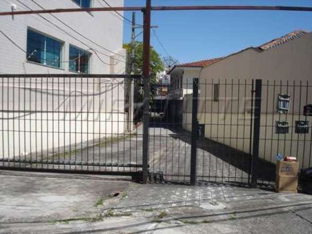 Sobrado de 120m² com 2 quartos em Água Fria