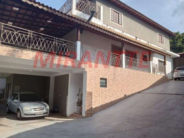 Casa terrea de 288m² com 3 quartos em Centro - Mairiporã