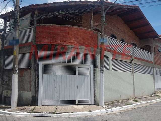 Sobrado de 250m² com 3 quartos em Imirim