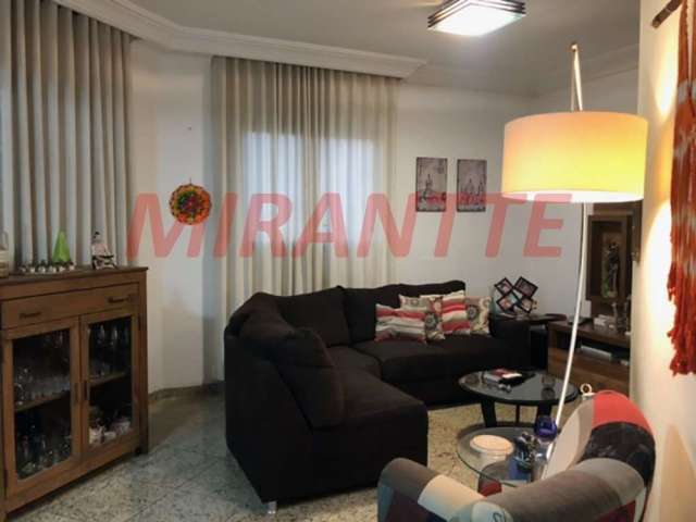 Apartamento de 112m² com 3 quartos em Água Fria