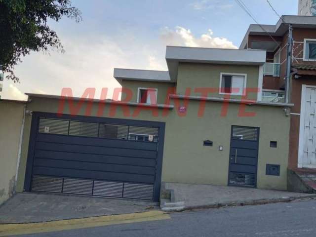 Sobrado de 309m² com 4 quartos em Santa Terezinha