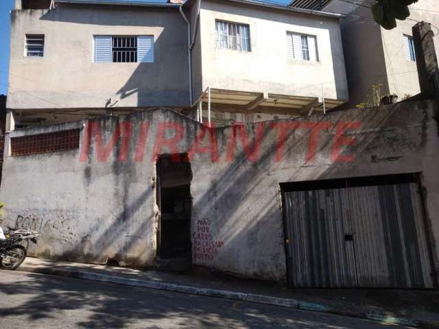 Sobrado de 152m² com 7 quartos em Jardim Peri