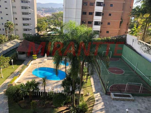 Apartamento de 132m² com 3 quartos em Água Fria