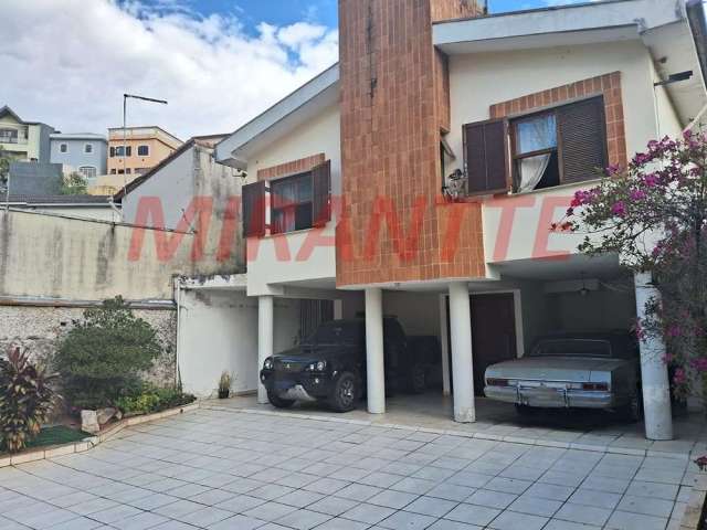 Sobrado de 208m² com 3 quartos em Jardim Virginia Bianca