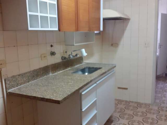 Apto um por Andar, 03 Dorm, 01 Suite, 02 Vagas de Garagem, Rua Iperoig, 360, Perdizes.