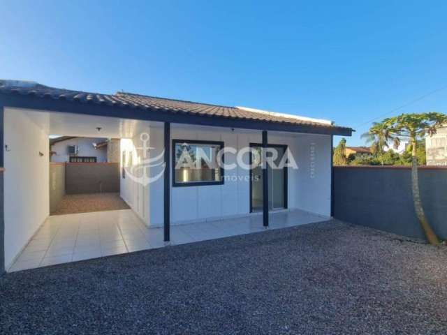 Casa com 2 quartos, 63m², à venda em Itapoá, Itapoá