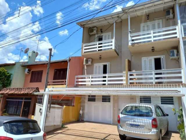 Casa com 2 quartos à venda na Rua Maximilano A. Rodrigues, 186, Santa Lúcia do Piaí, Caxias do Sul, 94 m2 por R$ 430.000