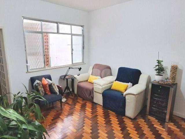 Casa com 4 Quartos, Terraço, Vaga de Garagem, 286 m² R$ 960.000 - Tijuca - RJ